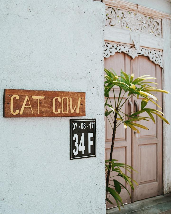 Cat Cow Yoga Villa Canggu Exteriör bild